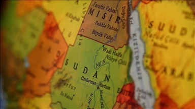 هل تتحول إسرائيل من عدو إلى وسيط بأزمة السودان؟ 