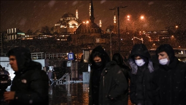 الثلاثاء عطلة بإسطنبول إثر تساقط الثلوج