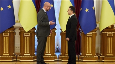 Zelenskiy ile AB Konseyi Başkanı Michel, Ukrayna meselesini görüştü
