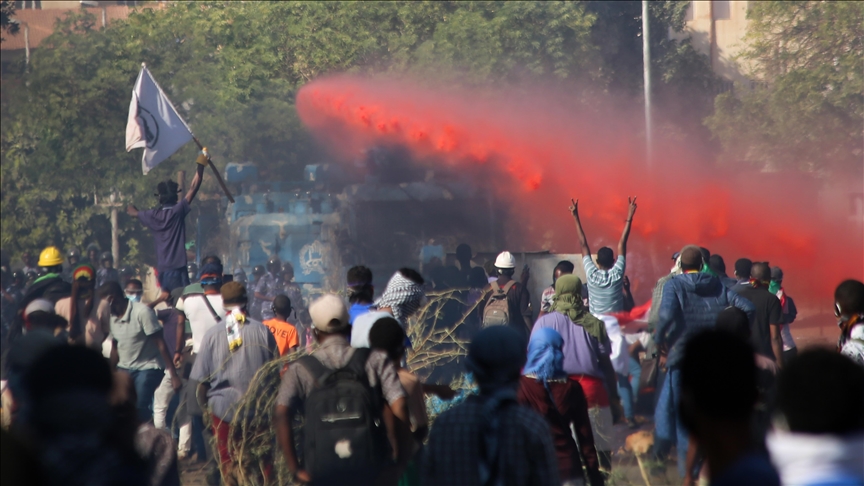 "أطباء السودان": 3 قتلى و169 إصابة حصيلة ضحايا تظاهرات الإثنين