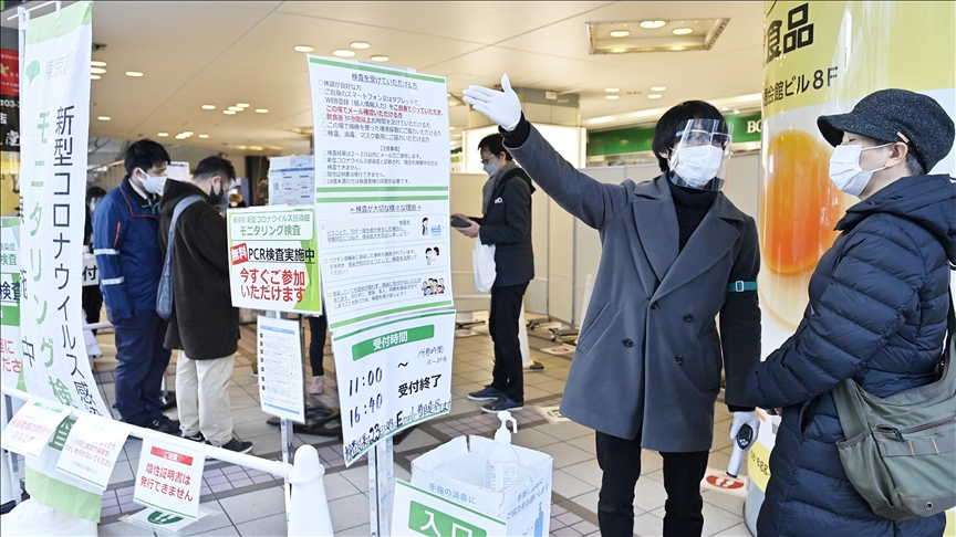 Virus flood pushes Japan to expand emergency measures