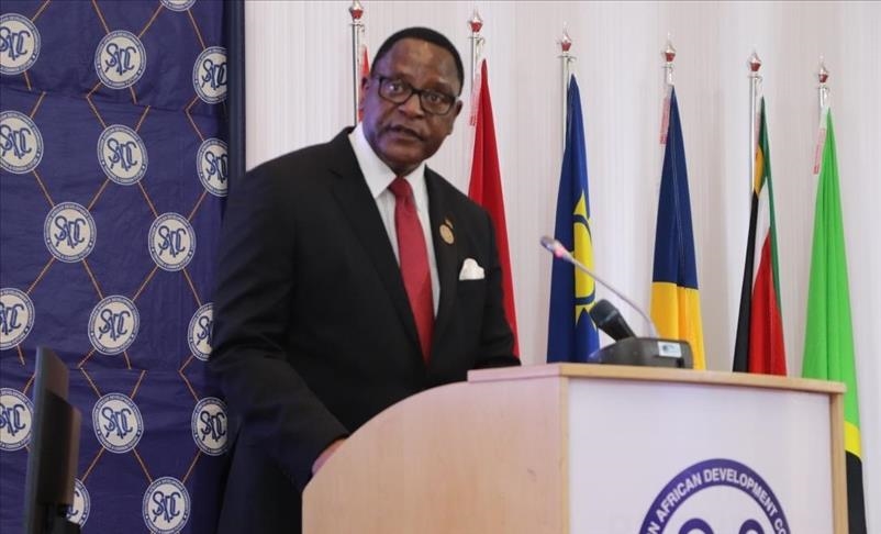 Malawian president dissolves Cabinet over corruption scandal