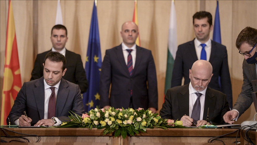 Северна Македонија и Бугарија потпишаа три меморандуми во различни области
