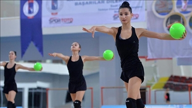 Сборная Турции по художественной гимнастике проводит сборы в Стамбуле