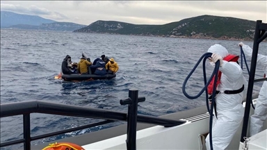 У берегов Измира спасены 40 нелегальных мигрантов