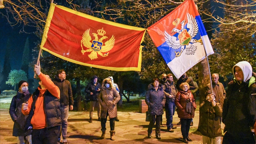 Crna Gora: U Podgorici protiv formiranja manjinske vlade protestovalo više stotina građana