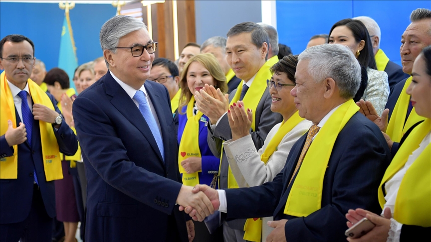 Presidente de Kazajistán es elegido como presidente del partido gobernante 