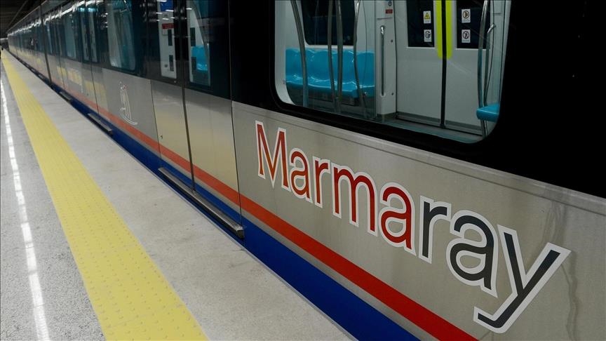 Тоннелем Мармарай под Босфором за 4 дня воспользовалось 1,25 млн пассажиров