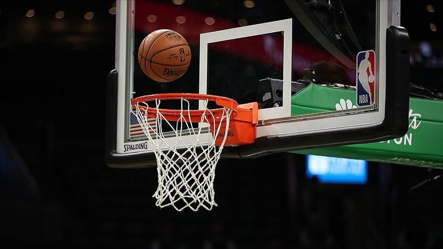 NBA lideri Phoenix Suns hız kesmiyor