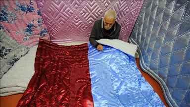 Giresun'un emektar yorgan ustaları zamana direniyor