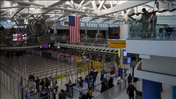 ABD'nin doğusunda etkili olan şiddetli kar sebebiyle 3 binden fazla uçuş iptal edildi