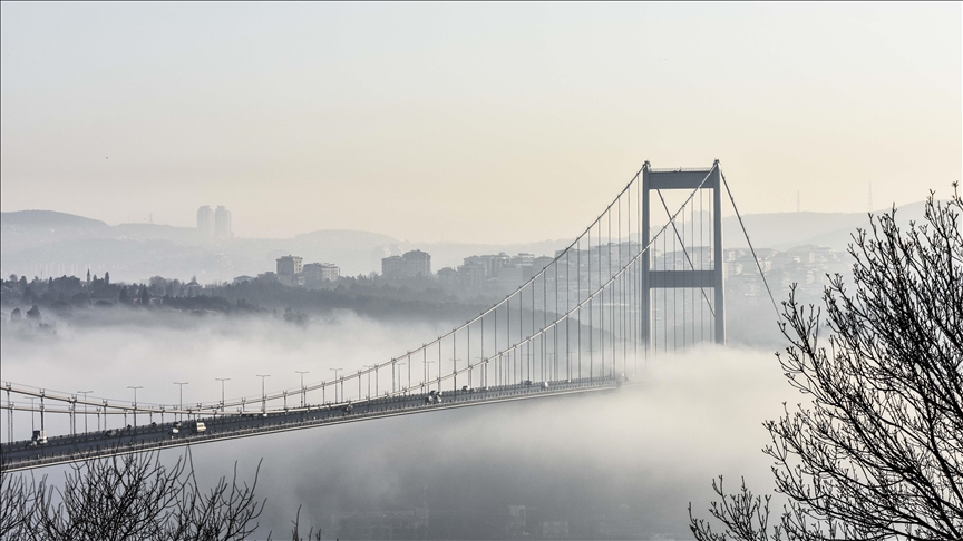Turkiye: Magla u Istanbulu
