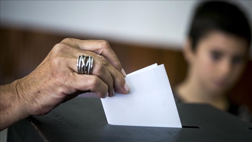Portuguese vote in parliamentary polls amid uncertainty, low turnout