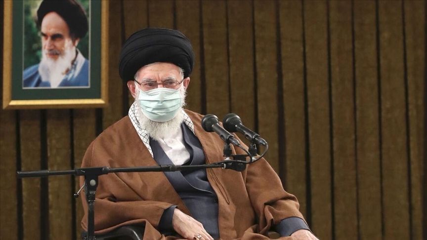 آیت‌الله خامنه‌ای: آمارهای اقتصاد کلان ایران خرسند کننده نیست