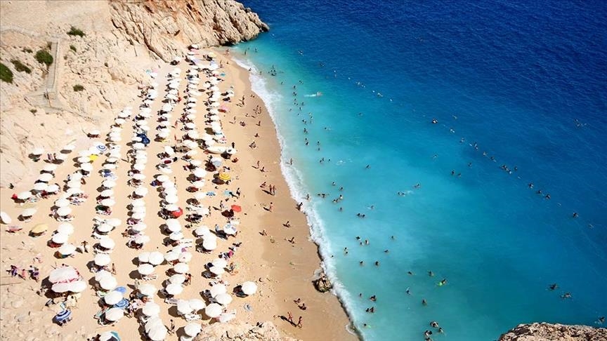 رشد بیش از 88 درصدی شمار گردشگران خارجی در ترکیه طی سال 2021