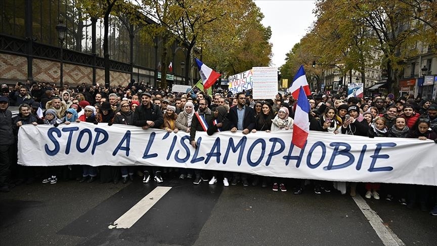Во Франции участились исламофобские выпады в отношении мусульман