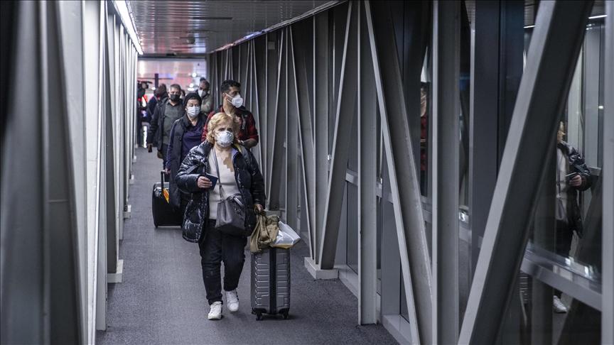 Passengers happy about flights resuming between Turkiye, Armenia