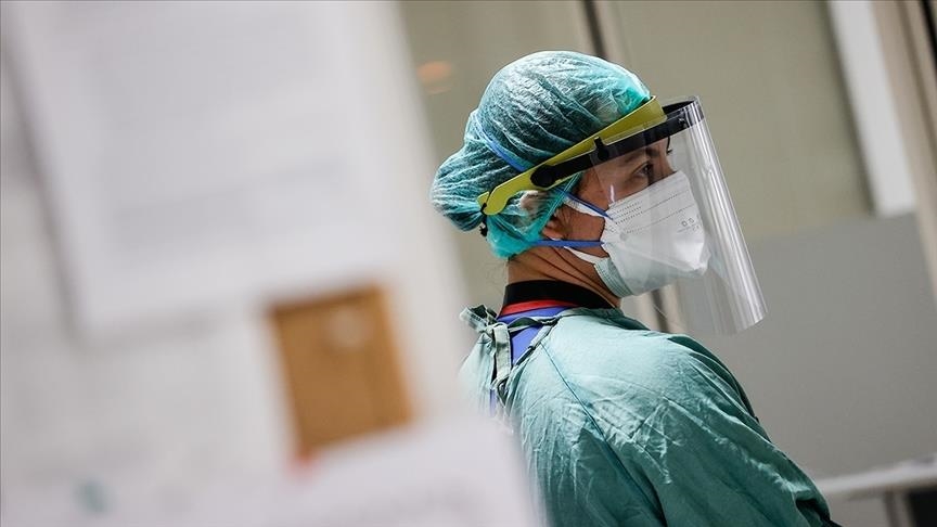 Turkiye reports record of over 110,000 daily COVID cases