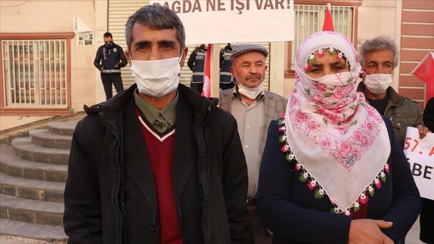 2 more families join anti-PKK sit-in in SE Turkiye