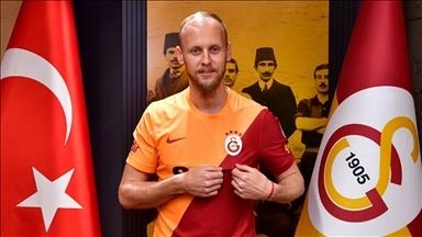 Turkish defender Semih Kaya returns to Galatasaray for 3rd spell