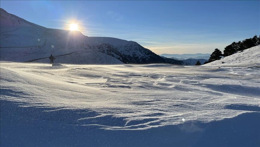 Narednih dana u BiH sunčano vrijeme sa kišom, na planinama sa snijegom