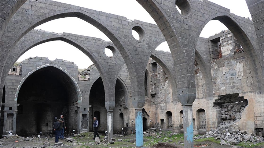 Diyarbakırda 500 yıllık Surp Sargis Ermeni Kilisesi restore edilecek