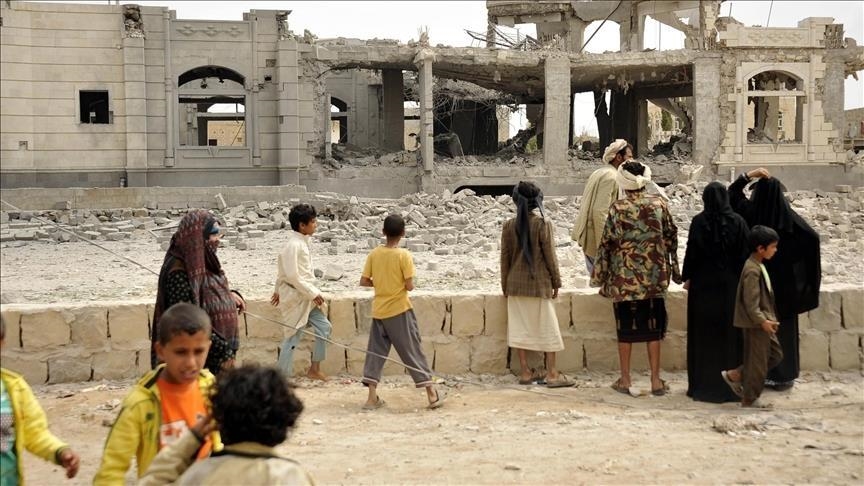 اليمن.. نازحون بـ"مأرب" يحتجون ضد "جرائم" الحوثيين