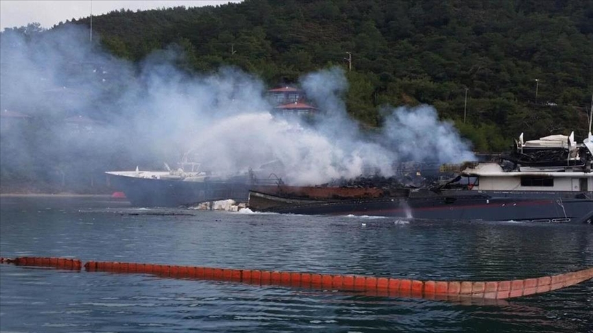 Пожар в одном из южных портов Ирана уничтожил 7 судов