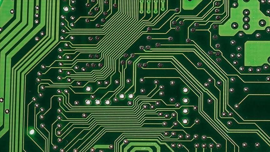 Fitch pronostica que la escasez mundial de chips disminuirá en la segunda mitad del año