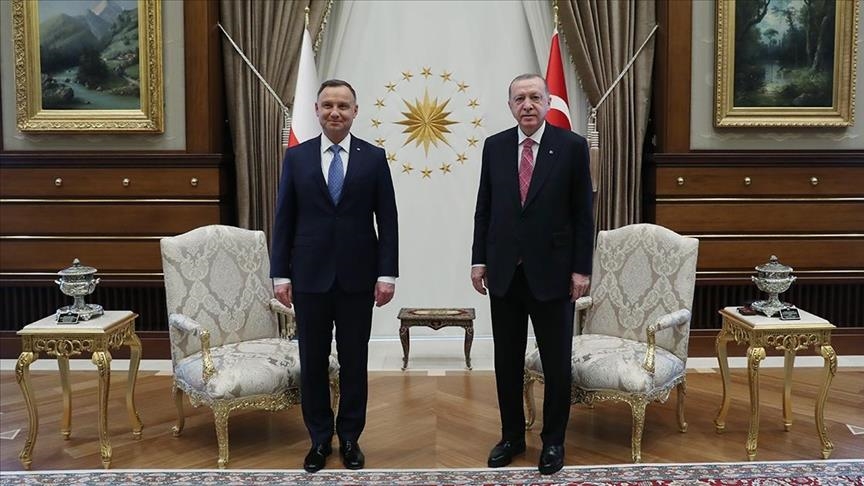 أردوغان والرئيس البولندي يبحثان العلاقات الثنائية وقضايا إقليمية