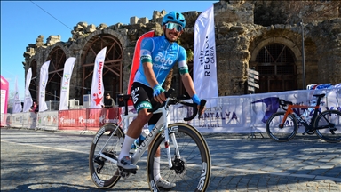 В Анталье стартовал международный велотур