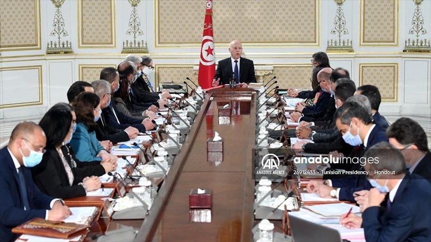 Tunisias president approves new temporary Supreme Judiciary Council