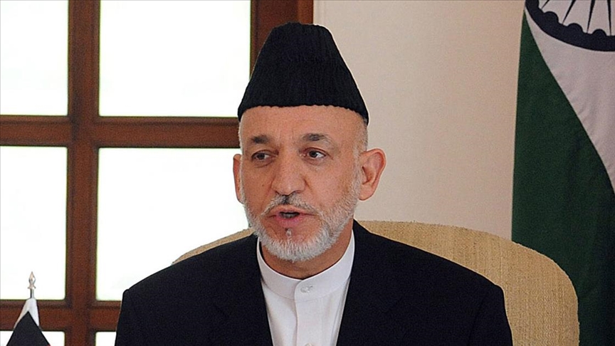 Eski Afganistan Cumhurbaşkanı Karzai, Biden'ın tazminat kararını tekrar gözden geçirmesini istedi