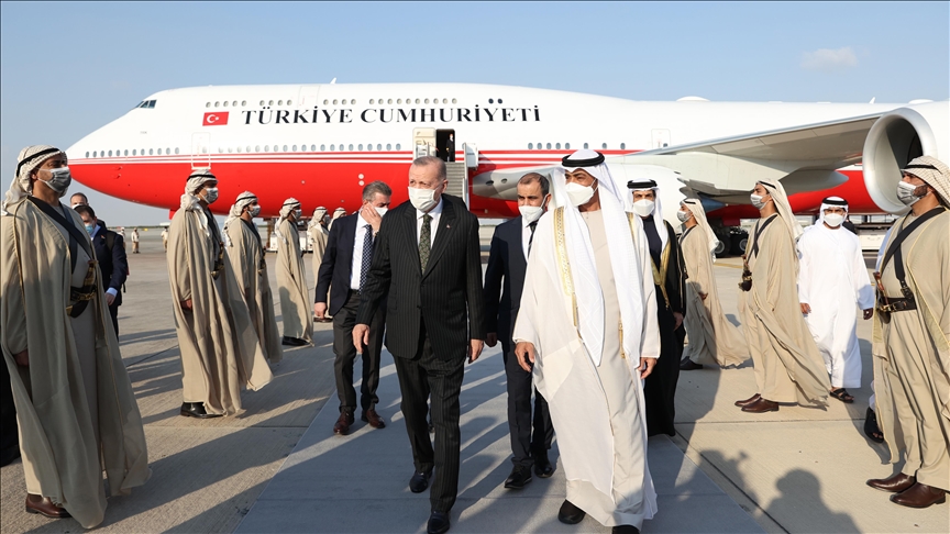 الرئيس أردوغان يصل دولة الإمارات في زيارة رسمية