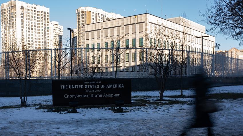 Estados Unidos traslada su embajada en Kiev a la ciudad de Leópolis 