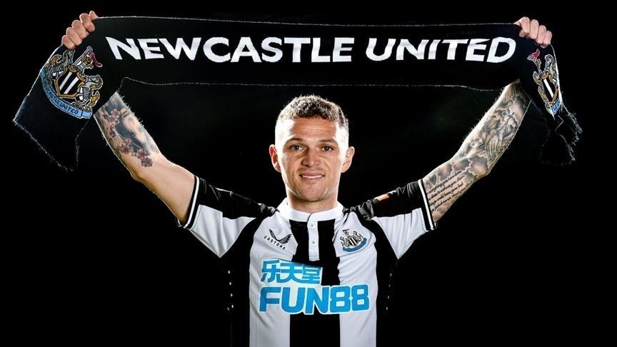 Newcastle United defender Trippier suffers from foot fracture