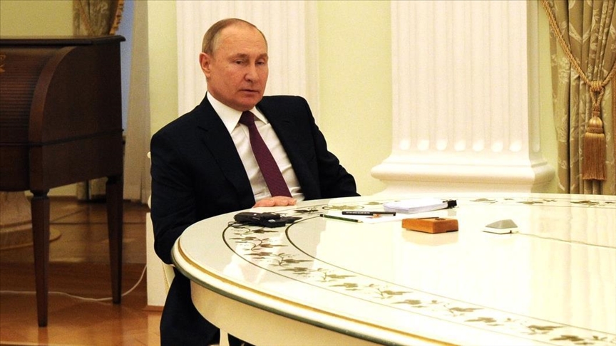 Putin says Russia does not want war with Ukraine