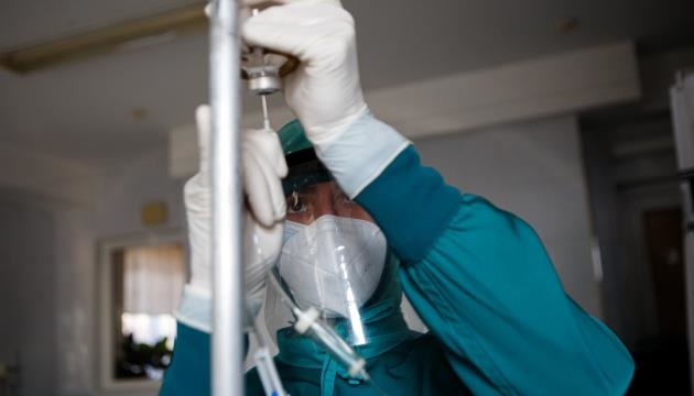 В Украине за сутки выявили более 31,5 тыс. случаев заражения COVID-19