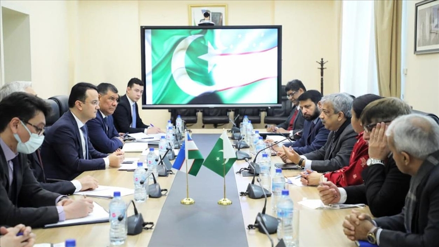 Ташкент и Исламабад обсудили проект Трансафганского ж/д коридора