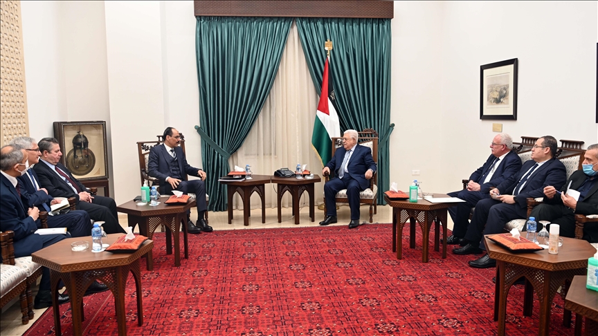 Palestinian President Abbas receives Turkish delegation in Ramallah