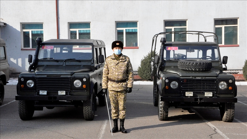 Турция предоставила Кыргызстану груз военно-технической помощи