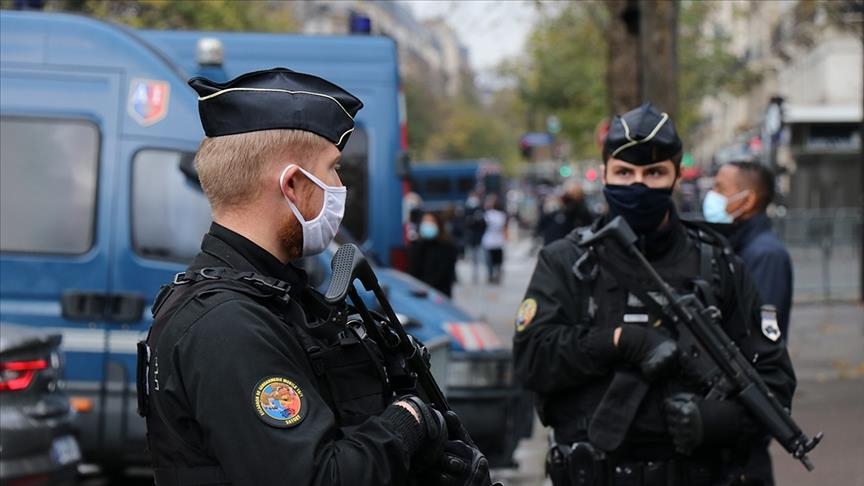 СМИ: «Крайне правые» - новый источник угрозы терроризма во Франции