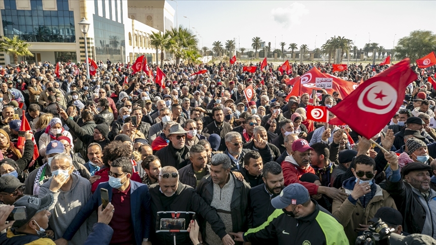 Tunus’ta OHAL 2022’nin sonuna kadar uzatıldı