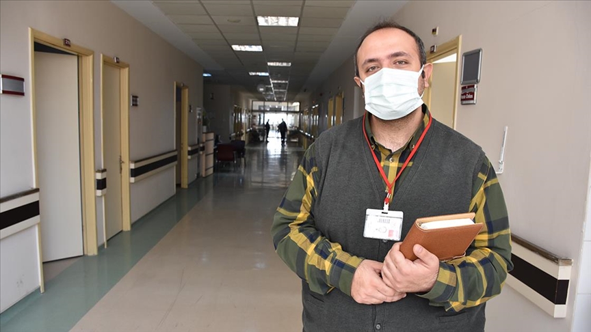 Üç kez yakalandığı Kovid-19'u atlatan Başhekim Kara'dan aşı çağrısı