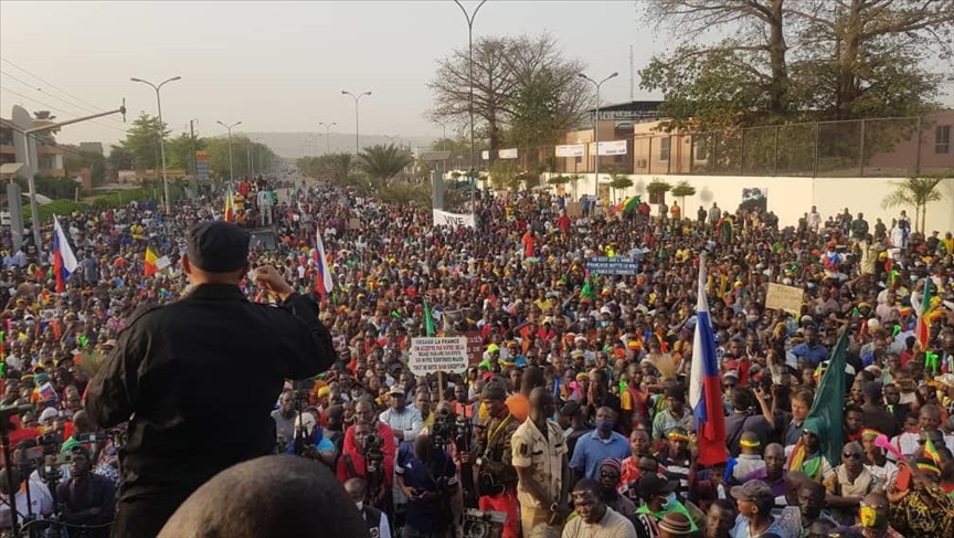 Mali: manifestation à Bamako pour célébrer le départ des forces Barkhane et Takuba