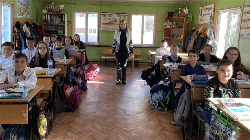 Bulgaristan'da Türkçe ana dile ilgi sorununun çözümü velilerin elinde