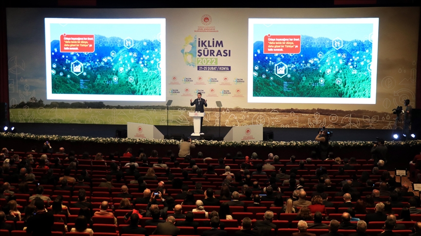 Bakan Kurum, Türkiye'nin ilk İklim Şurası'nda konuştu: Önümüzdeki 100 yılı şekillendiriyoruz