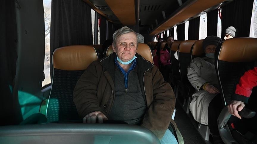 La Agencia Anadolu acompañó una evacuación de civiles de la región ucraniana de Donbás