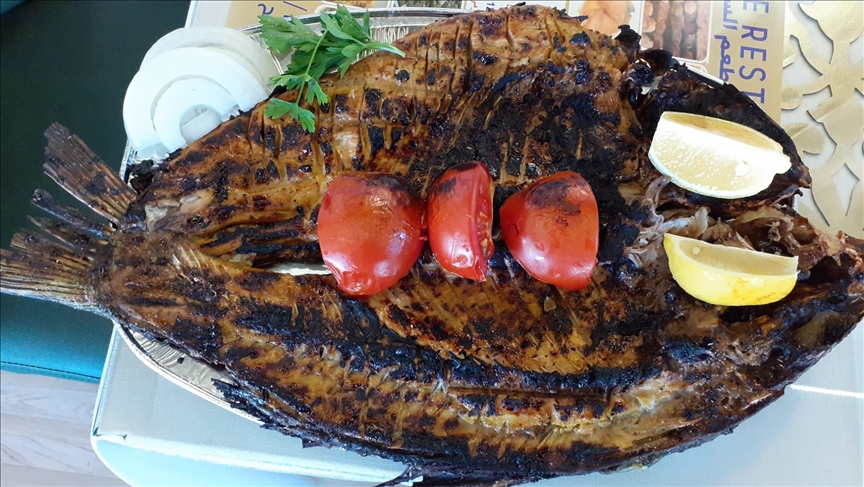 گەنجێکی سلێمانی لەزەتی خواردنی کوردەواریی بردووەتە ئیستانبوڵ 