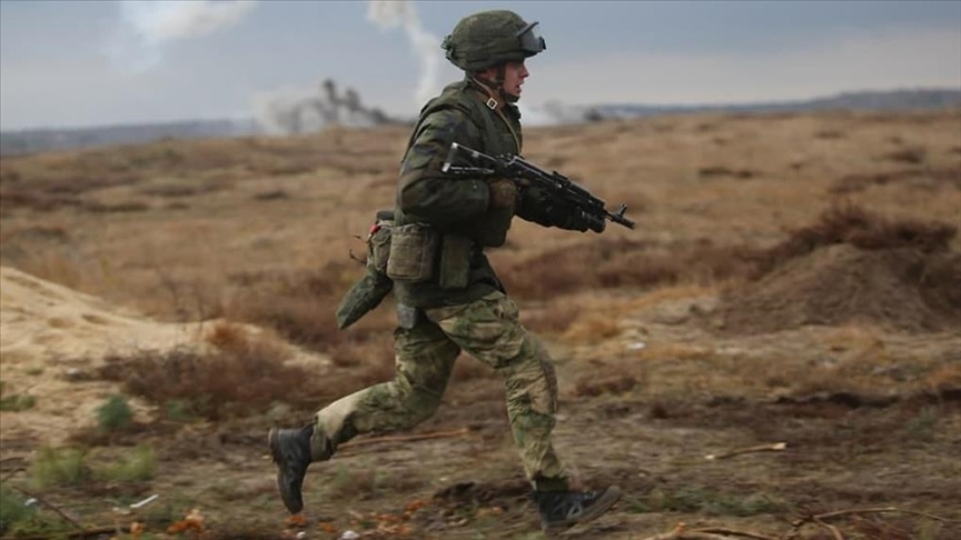 Belarus: Rus askerleri daimi üslerine ihtiyaç halinde dönecek